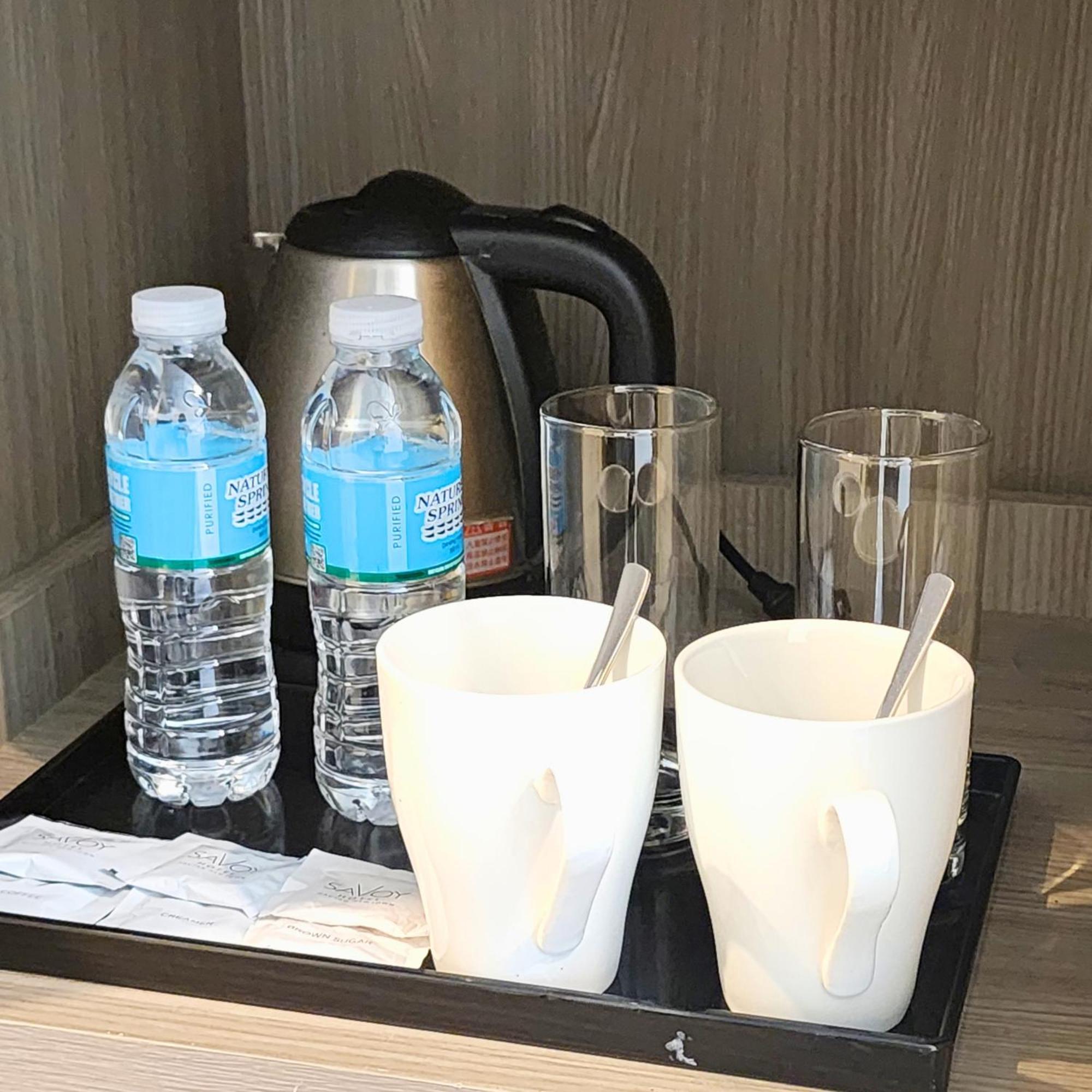 麦克坦新镇萨沃伊酒店 客房 照片